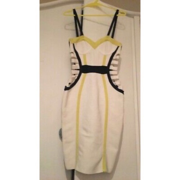 House of CB Dresses & Skirts - Never wore I can’t fit